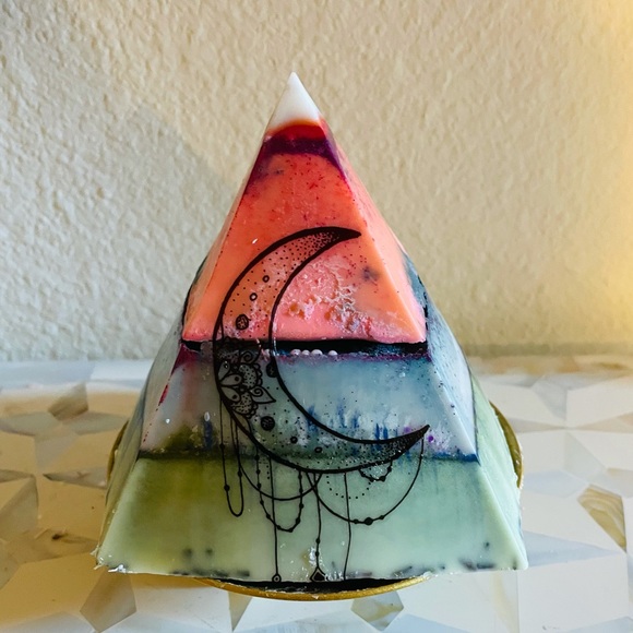 NWT Moon Patchouli Candle - Picture 2 of 2